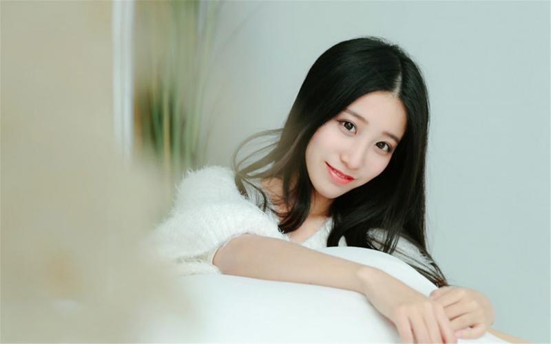 【活力中国调研行】“刚柔并济”的碳纤维：女士单手“提车”显示硬核科技